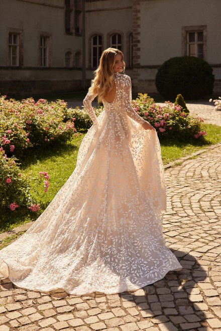 https://www.sposa-lia.com/images/stories/virtuemart/product/3) Kyra.jpg